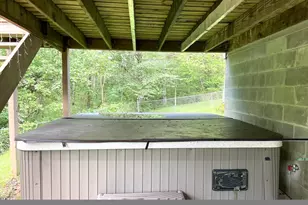 31275 Deerfield Dr, Logan, OH 43138 - Photo 9