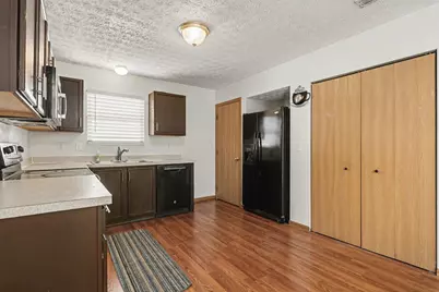 [Address not provided], Columbus, OH 43219 - Photo 13