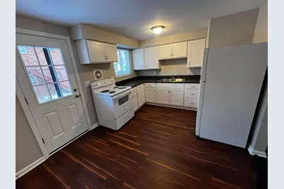 4669 Hilton Avenue #B, Columbus, OH 43228 - Photo 3