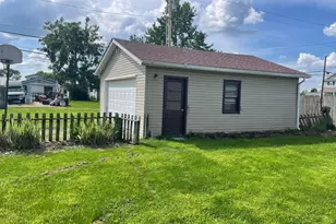 455 Long St, Ashville, OH 43103 - Photo 3