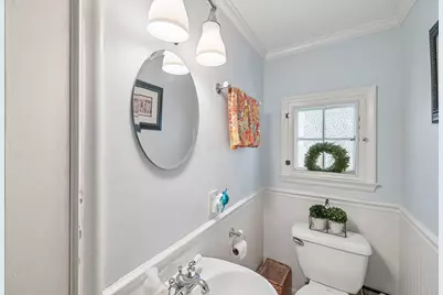 398 E Dublin Granville Road, Worthington, OH 43085 - Photo 17
