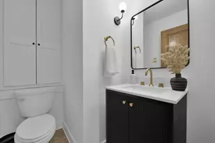 46 E Russell St, Columbus, OH 43215 - Photo 13