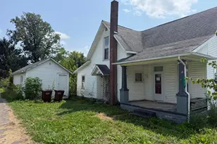 11972 Urbana St, Middleburg, OH 43336 - Photo 1