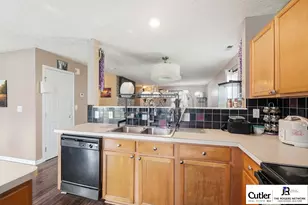 8020 Beardsley Ave, Blacklick, OH 43004 - Photo 11