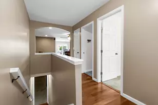1938 Spring Cove Dr, Grove City, OH 43123 - Photo 5