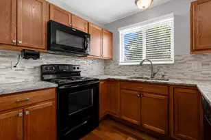 1938 Spring Cove Dr, Grove City, OH 43123 - Photo 17