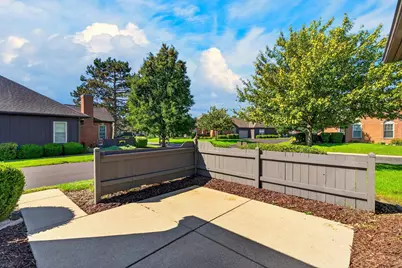2536 Trotterslane Drive, Columbus, OH 43235 - Photo 3