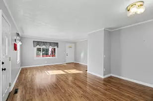 2039 Fleming Falls Rd, Mansfield, OH 44903 - Photo 3