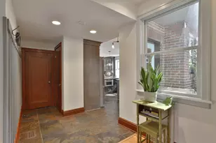 67 W Cooke Rd, Columbus, OH 43214 - Photo 13