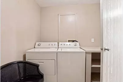 4649 Hobson Drive #12C, Columbus, OH 43228 - Photo 15