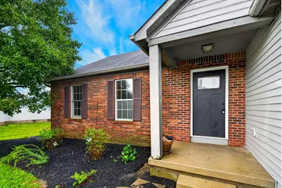 699 Scioto Meadows Boulevard, Grove City, OH 43123 - Photo 5