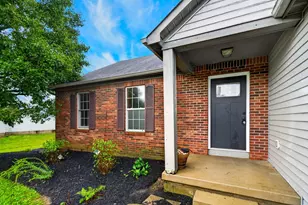 699 Scioto Meadows Blvd, Grove City, OH 43123 - Photo 5