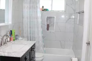 2193 Myrtle Ave, Columbus, OH 43211 - Photo 9