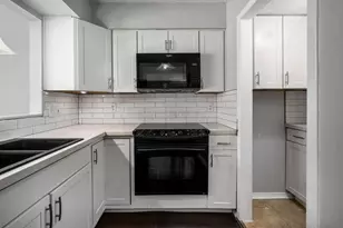 5417 E Valley Ln E, Columbus, OH 43231 - Photo 21