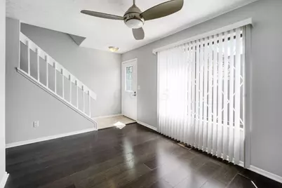 5417 E Valley Lane E, Columbus, OH 43231 - Photo 9