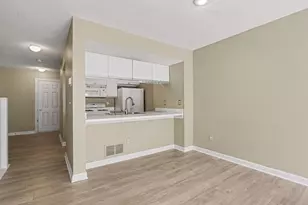 2517 Hyacinth Ln, Columbus, OH 43235 - Photo 5