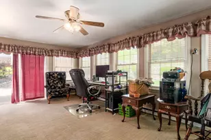 2067 Norwood Blvd, Zanesville, OH 43701 - Photo 15