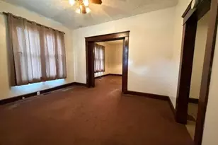 580 E Main St, Circleville, OH 43113 - Photo 9