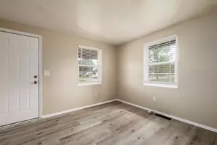 5639 Maple Canyon Ave, Columbus, OH 43229 - Photo 9