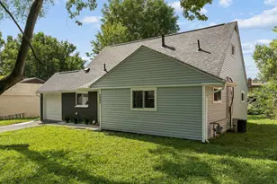 3805 Gilroy Rd, Columbus, OH 43227 - Photo 3