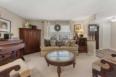 8043 Schoolside Drive, Westerville, OH 43081 - Photo 5