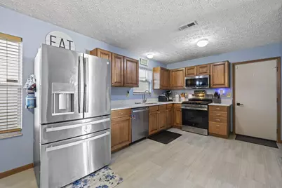 3926 Genteel Drive, Grove City, OH 43123 - Photo 3