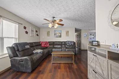 3926 Genteel Drive, Grove City, OH 43123 - Photo 13