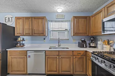 3926 Genteel Drive, Grove City, OH 43123 - Photo 7