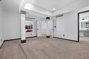 365 Valleybrook Cir, Howard, OH 43028 - Photo 17
