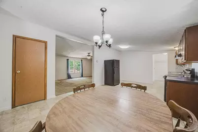 1725 Jackson Township Road 333 SE, Junction City, OH 43748 - Photo 17