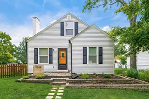5432 Sharon Park Ave, Columbus, OH 43214 - Photo 1