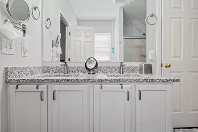 2702 Regaldo Drive, Columbus, OH 43219 - Photo 11