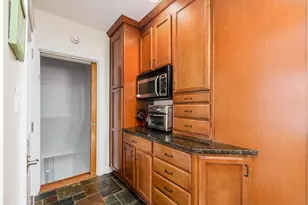 1251 Ashland Ave, Columbus, OH 43212 - Photo 17