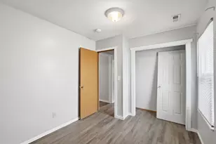 786 Crevis Ln, Columbus, OH 43228 - Photo 25