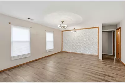 786 Crevis Lane, Columbus, OH 43228 - Photo 5