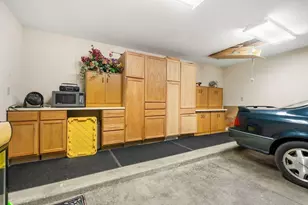 1297 Amberlea Dr E, Columbus, OH 43230 - Photo 41
