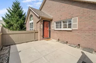 1297 Amberlea Dr E, Columbus, OH 43230 - Photo 3