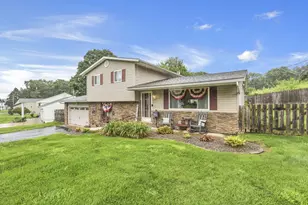 101 Clearview Dr NE, Newark, OH 43055 - Photo 1