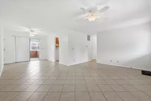 22 Plaza Dr, Mount Vernon, OH 43050 - Photo 9