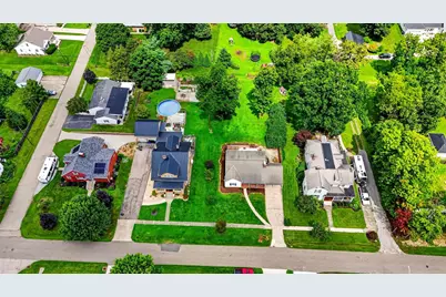 327 W 4th Street, Chillicothe, OH 45601 - Photo 5
