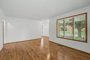 2939 Avery Cir, Springfield, OH 45503 - Photo 3