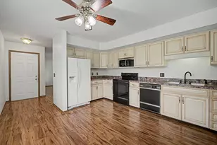 2939 Avery Cir, Springfield, OH 45503 - Photo 9