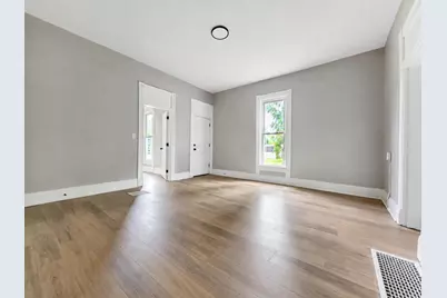 131 E Southern Avenue, Springfield, OH 45505 - Photo 3