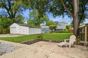 293 Pasadena Ave, Columbus, OH 43228 - Photo 39