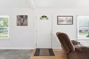 293 Pasadena Ave, Columbus, OH 43228 - Photo 13