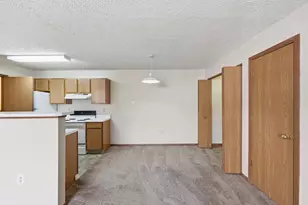 5561 Cedar Spring, Columbus, OH 43228 - Photo 5