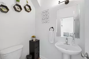 2842 Acarie Dr, Columbus, OH 43219 - Photo 21