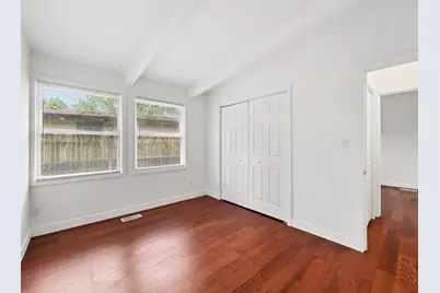 2450 Bristol Road, Columbus, OH 43221 - Photo 23