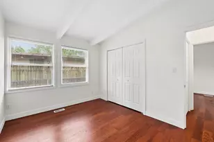 2450 Bristol Rd, Columbus, OH 43221 - Photo 23