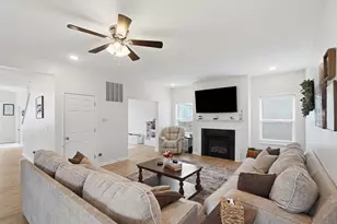 5303 Karst Cir, Ashville, OH 43103 - Photo 5